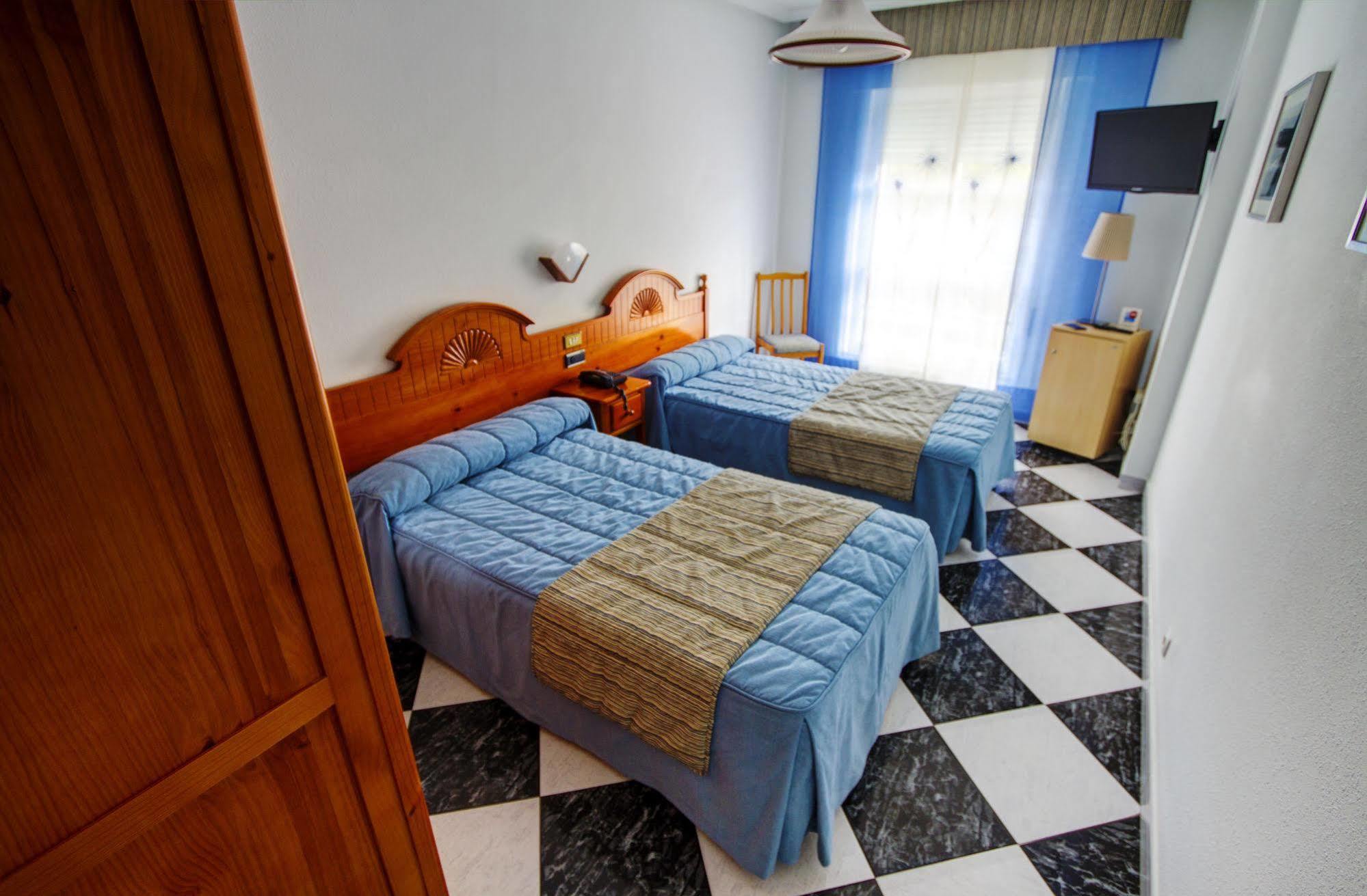 ריבאדאו Hotel Mediante מראה חיצוני תמונה