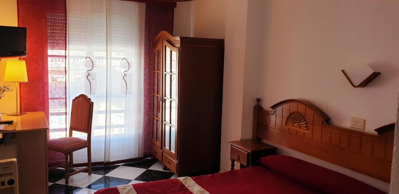ריבאדאו Hotel Mediante מראה חיצוני תמונה
